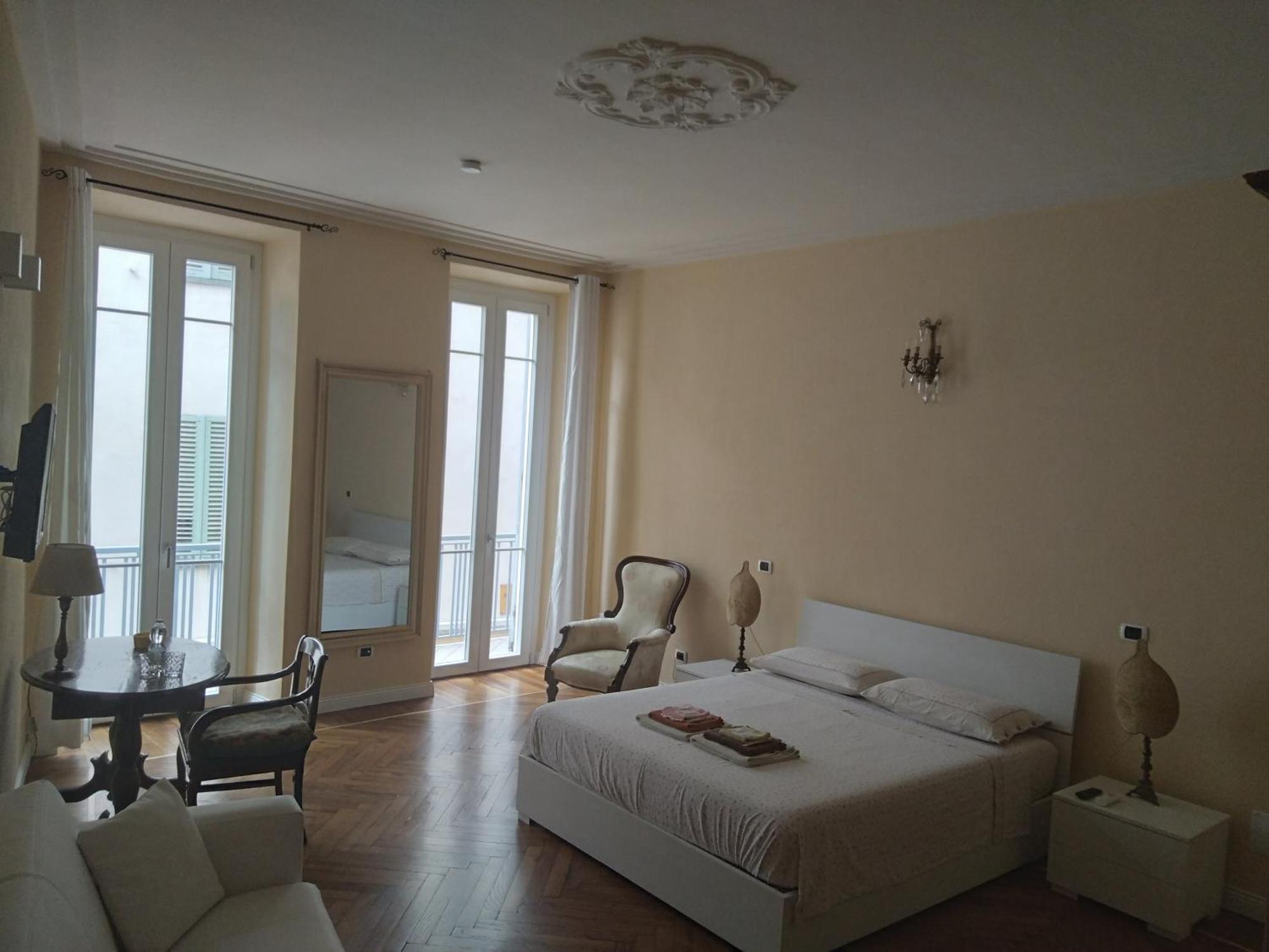 Porte Ad Arco 브라 외부 사진